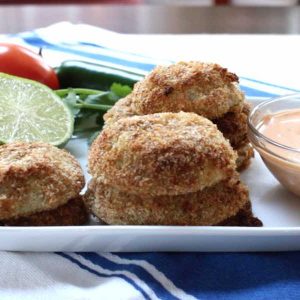 This Guacamole Stuffed Onion Rings recipe is easy to make and so tasty!