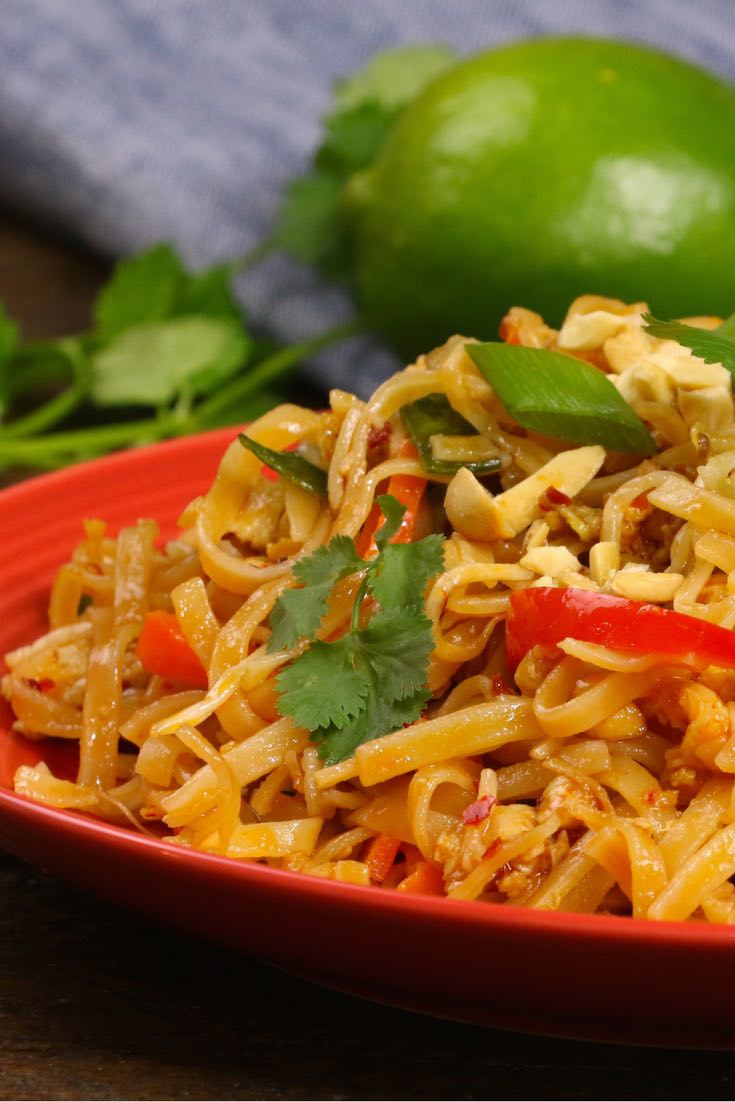 The easiest, most unbelievably delicious Chicken Pad Thai is full of authentic favors and so much better than take outs. And it’ll be on your dinner table in just 20 minutes. One of the best Asian dinner ideas! A perfect easy weeknight meal. Quick and easy dinner recipe. Video recipe. 